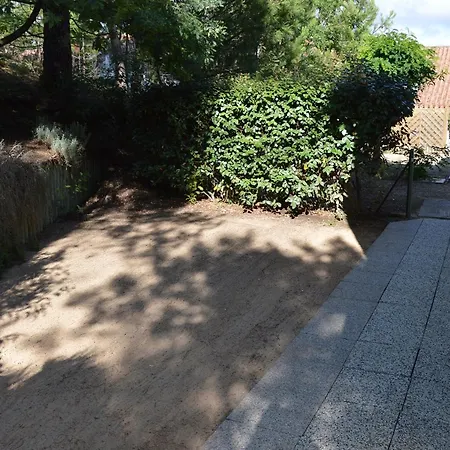 Ferienhaus Charmante Maison, 6 Pers, Pres De La Avec Jardin - Fr-1-323-440 *