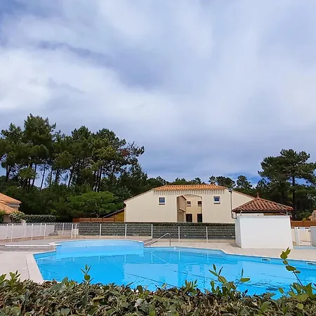 Charmante Maison, 6 Pers, Pres De La Avec Jardin - Fr-1-323-440 Ferienhaus