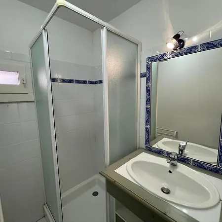 Charmante Maison, 6 Pers, Pres De La Avec Jardin - Fr-1-323-440 *