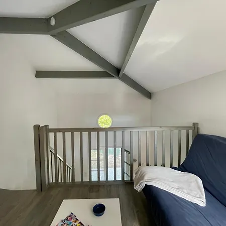 Ferienhaus Charmante Maison, 6 Pers, Pres De La Avec Jardin - Fr-1-323-440 *