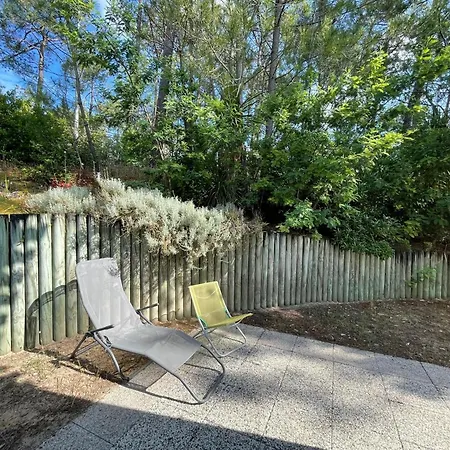 Ferienhaus Charmante Maison, 6 Pers, Pres De La Avec Jardin - Fr-1-323-440 *