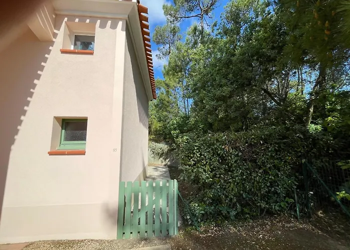 Charmante Maison, 6 Pers, Pres De La Avec Jardin - Fr-1-323-440 Casa de Férias
